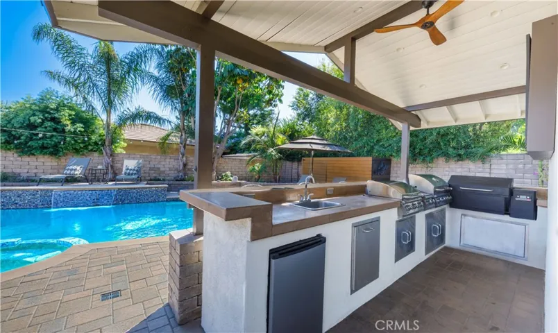 19442 Superior Street, Northridge, California 91324