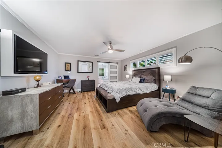 19442 Superior Street, Northridge, California 91324