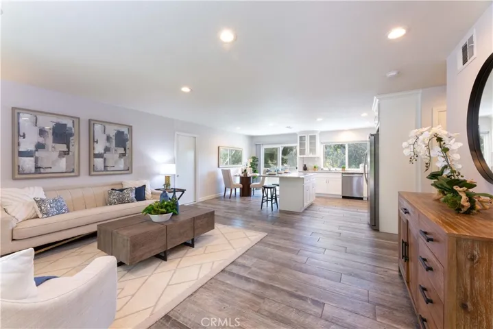 3262 San Amadeo B, Laguna Woods, California 92637