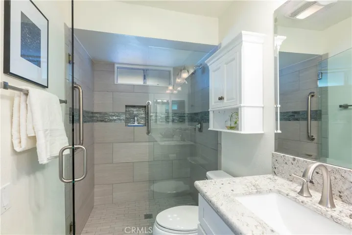 3262 San Amadeo B, Laguna Woods, California 92637
