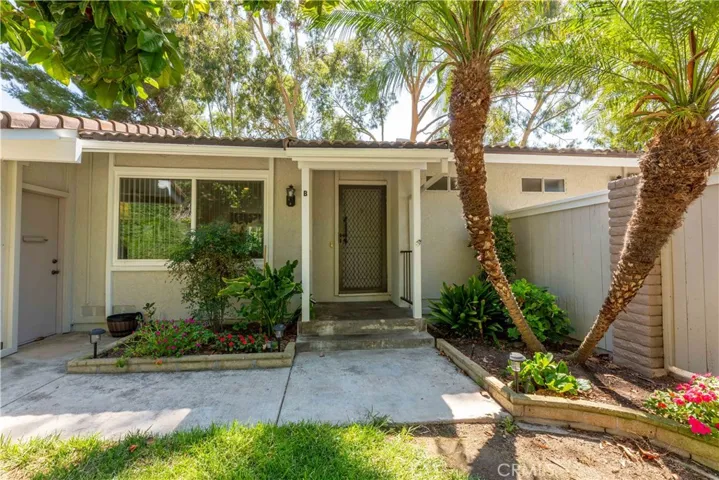 3262 San Amadeo B, Laguna Woods, California 92637