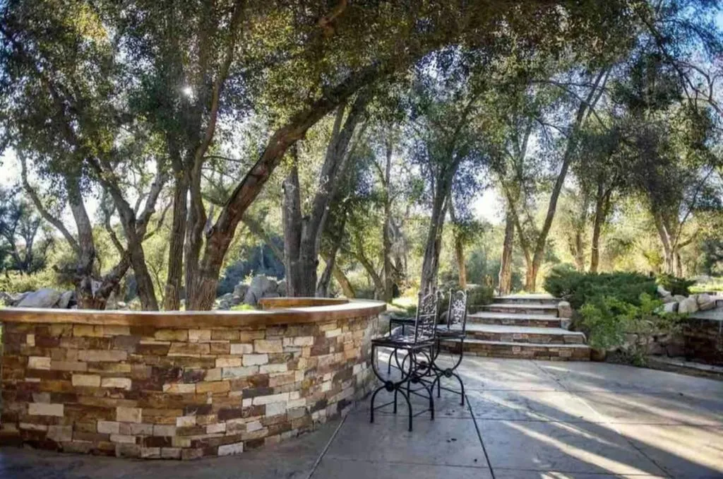 39455 Avenida La Cresta, Murrieta, California 92562 home-pic-36