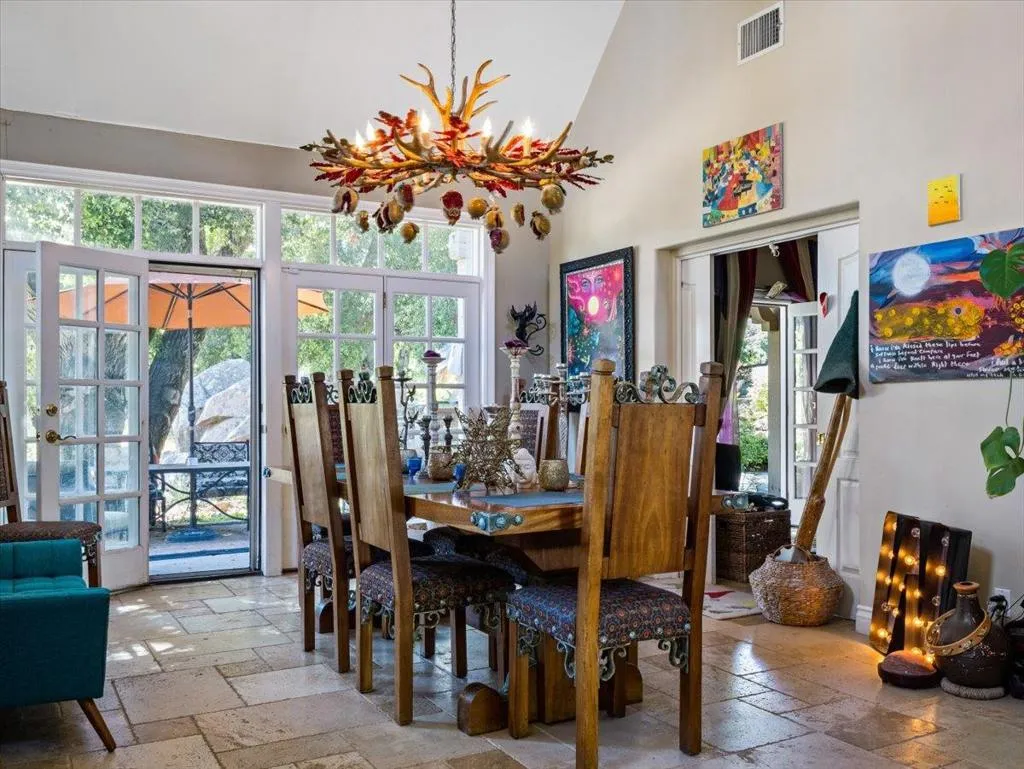 39455 Avenida La Cresta, Murrieta, California 92562 home-pic-19