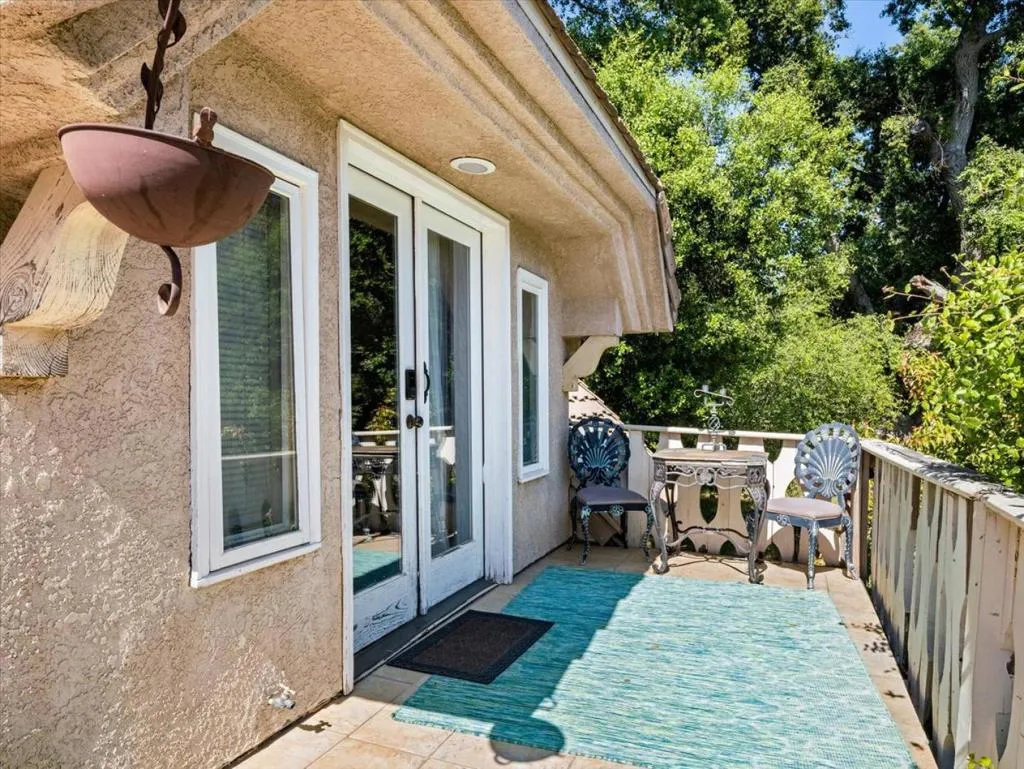 39455 Avenida La Cresta, Murrieta, California 92562 home-pic-32