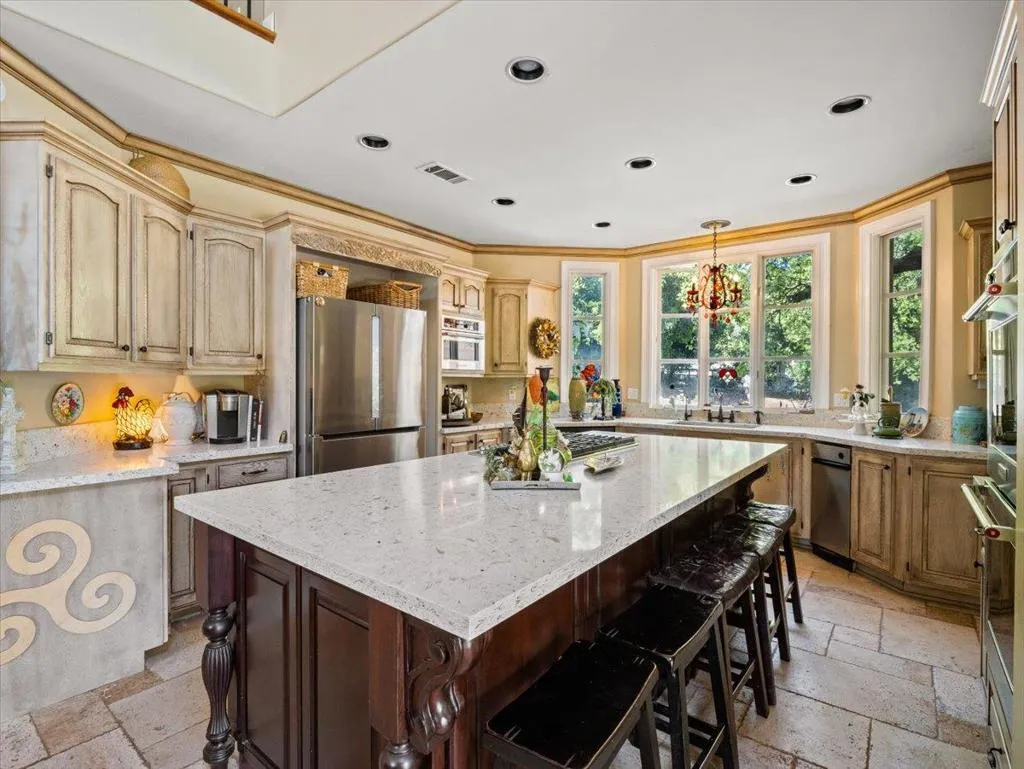 39455 Avenida La Cresta, Murrieta, California 92562 home-pic-20