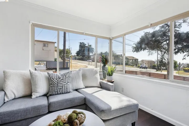 2551 94th Ave, Oakland, California 94605