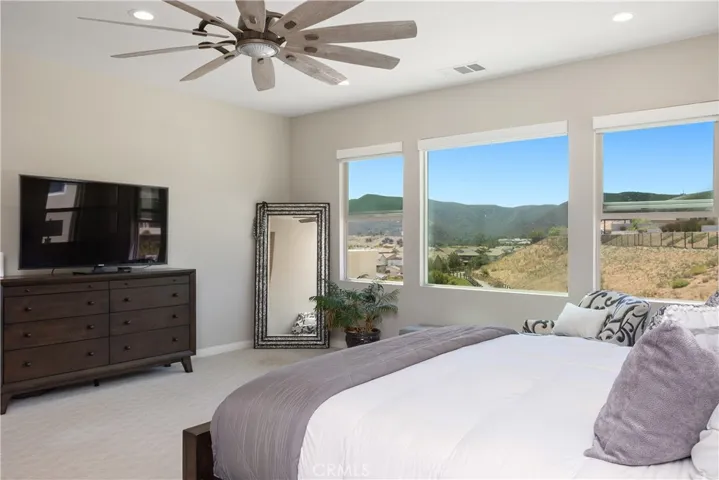 2892 Livery Place, Escondido, California 92029