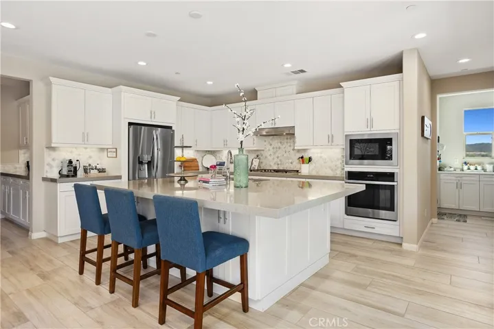2892 Livery Place, Escondido, California 92029