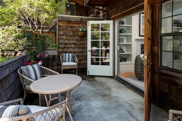 435 Homer Avenue, Palo Alto, California 94301