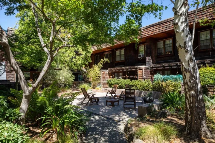 435 Homer Avenue, Palo Alto, California 94301