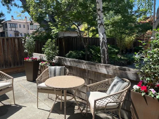 435 Homer Avenue, Palo Alto, California 94301