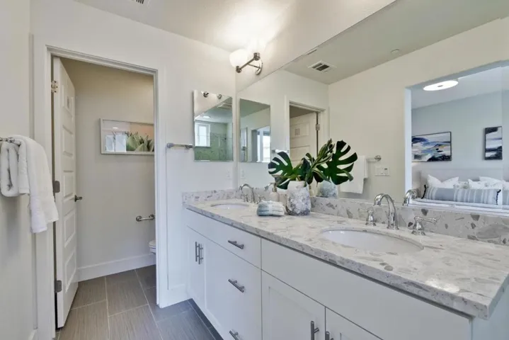 2879 Baze Road, San Mateo, California 94403