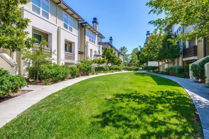 2879 Baze Road, San Mateo, California 94403