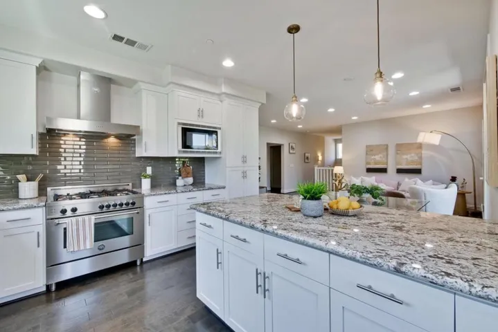 2879 Baze Road, San Mateo, California 94403