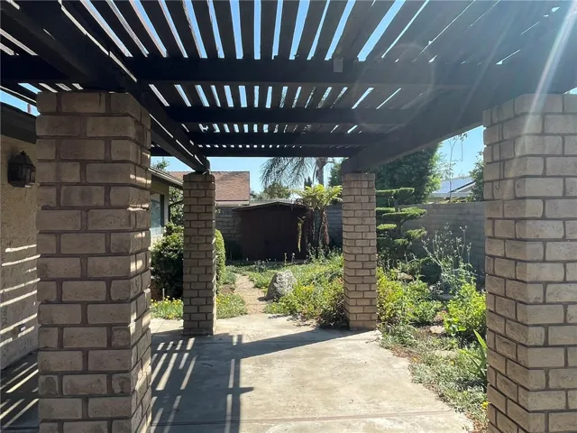 290 S Earlham Street, Orange, California 92869