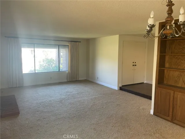 290 S Earlham Street, Orange, California 92869