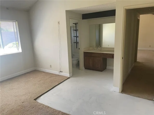 290 S Earlham Street, Orange, California 92869