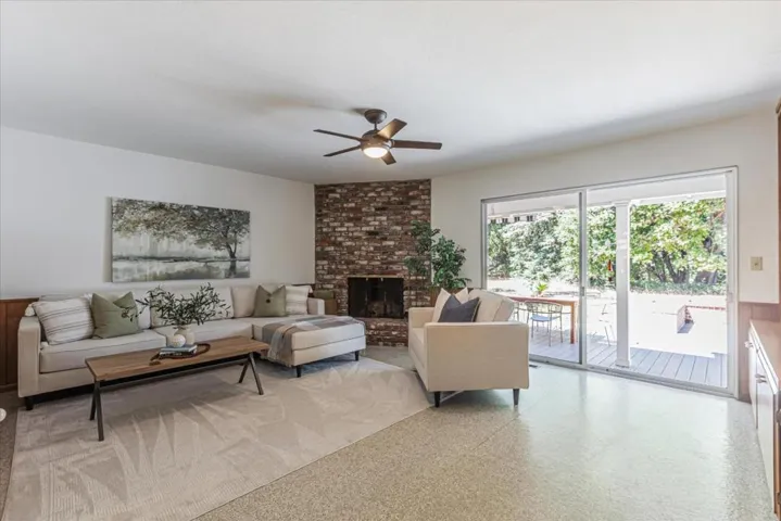 1270 Montclaire Way, Los Altos, California 94024