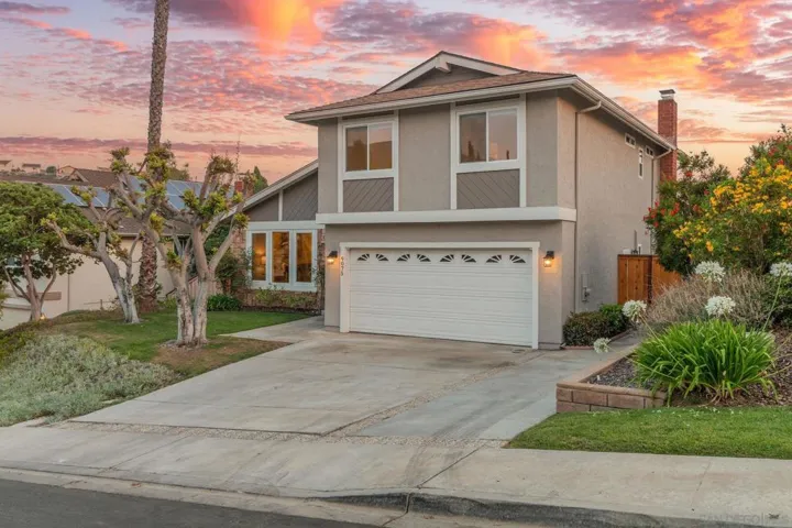 9075 Meadowrun Way, San Diego, California 92129