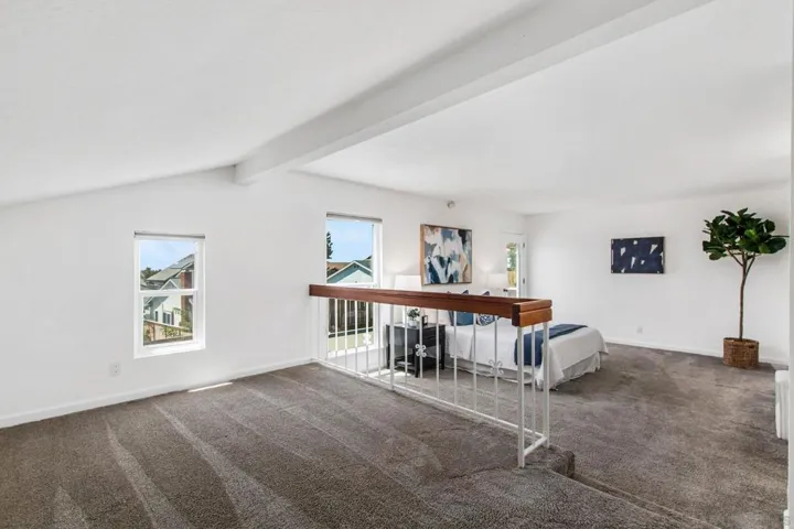 9075 Meadowrun Way, San Diego, California 92129