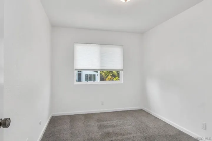 9075 Meadowrun Way, San Diego, California 92129