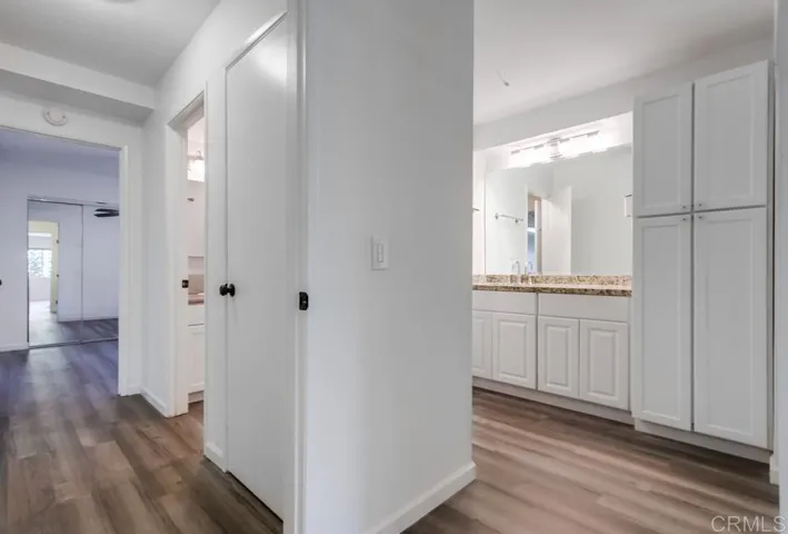 8741 Lake Murray Boulevard 4, San Diego, California 92119