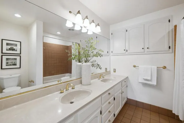307 Sheridan Drive, Menlo Park, California 94025