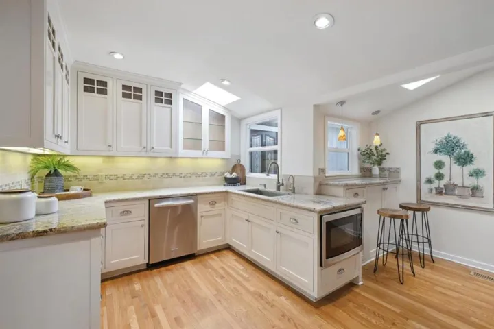 307 Sheridan Drive, Menlo Park, California 94025