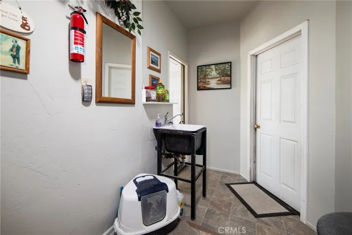 121 Darfo Drive, Crestline, California 92325