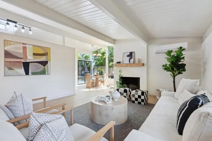 3634 South Court, Palo Alto, California 94306