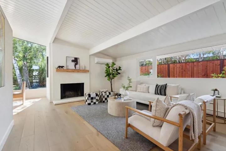 3634 South Court, Palo Alto, California 94306