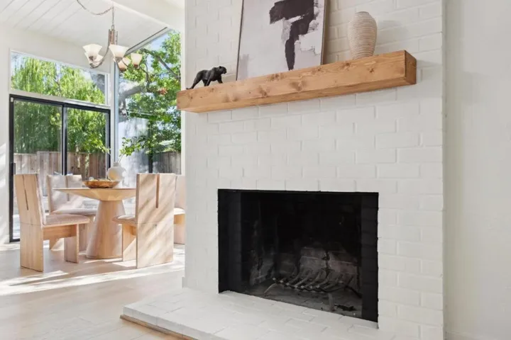 3634 South Court, Palo Alto, California 94306