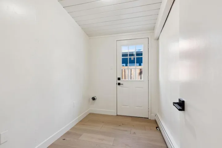 3634 South Court, Palo Alto, California 94306