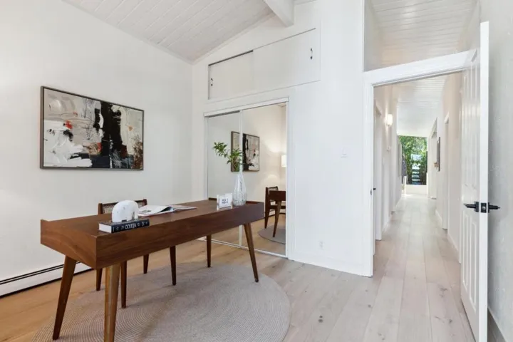 3634 South Court, Palo Alto, California 94306