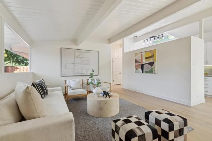 3634 South Court, Palo Alto, California 94306