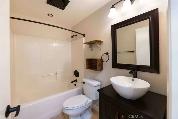 33036 Tulley Ranch Road, Temecula, California 92592