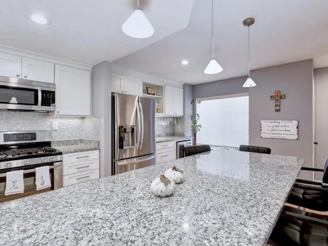 26511 Merienda 3, Laguna Hills, California 92656
