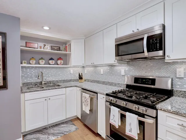 26511 Merienda 3, Laguna Hills, California 92656