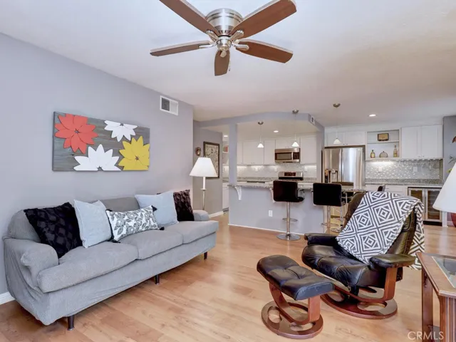 26511 Merienda 3, Laguna Hills, California 92656