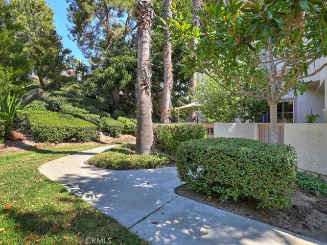 26511 Merienda 3, Laguna Hills, California 92656