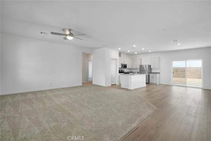 12323 Bear Ridge Way, Victorville, California 92392