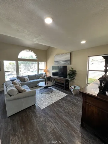 1140 Jonah Drive, Corona, California 92882