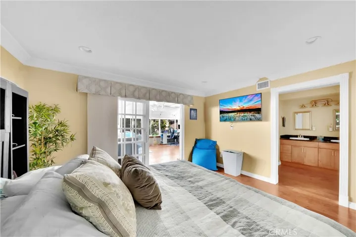 20051 Colgate Circle, Huntington Beach, California 92646