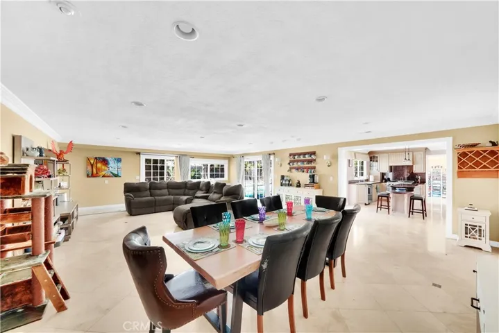 20051 Colgate Circle, Huntington Beach, California 92646