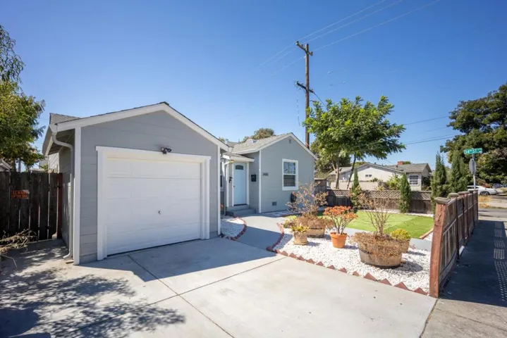 3400 Rheem Avenue, Richmond, California 94804