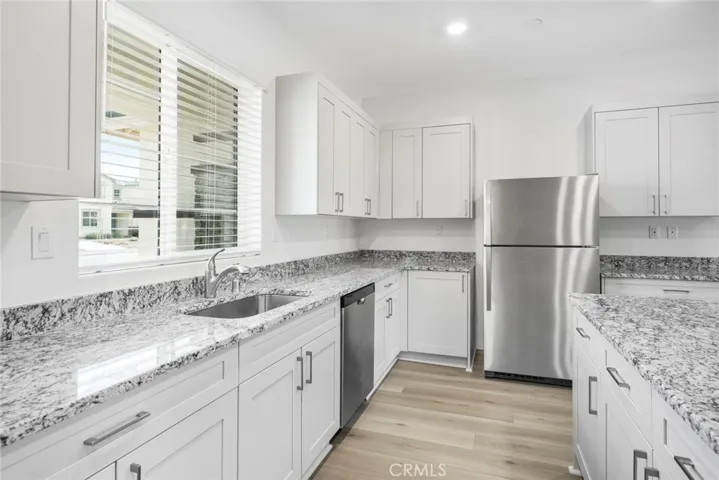 12335 Bear Ridge Way, Victorville, California 92392