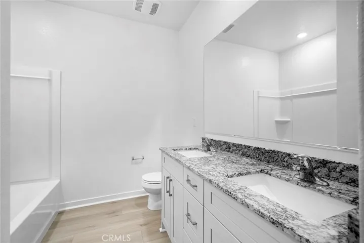 12359 Bear Ridge Way, Victorville, California 92392