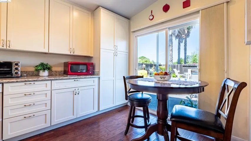 1770 Gateway Dr, Oakley, California 94561
