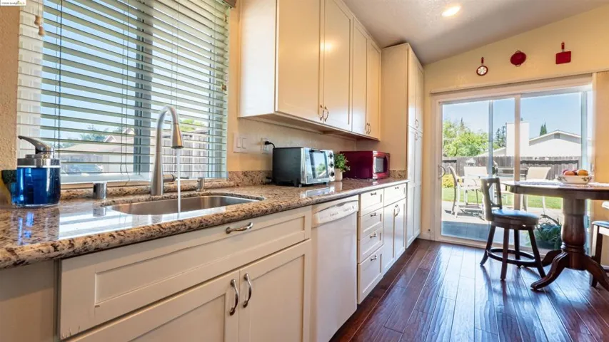 1770 Gateway Dr, Oakley, California 94561