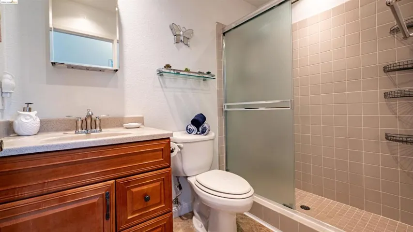1770 Gateway Dr, Oakley, California 94561